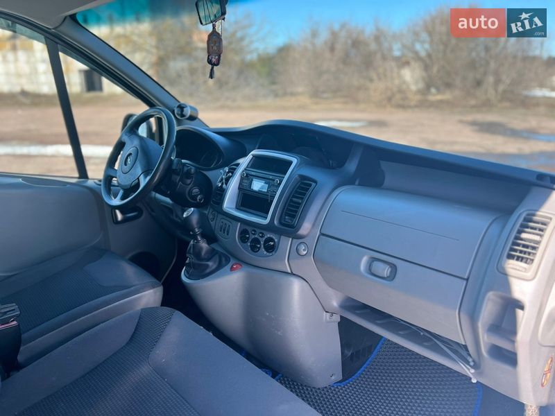 Минивэн Opel Vivaro 2014 в Чернигове