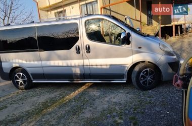 Минивэн Opel Vivaro 2011 в Мукачево