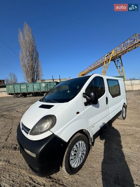 Вантажний фургон Opel Vivaro 2001 в Одесі