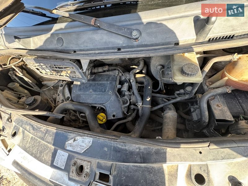 Вантажний фургон Opel Vivaro 2001 в Одесі