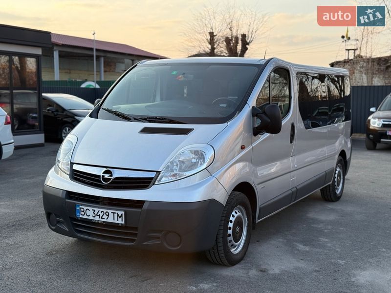 Opel Vivaro 2014