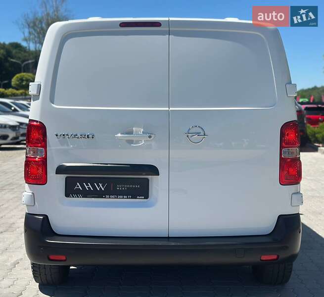 Вантажний фургон Opel Vivaro 2020 в Львові