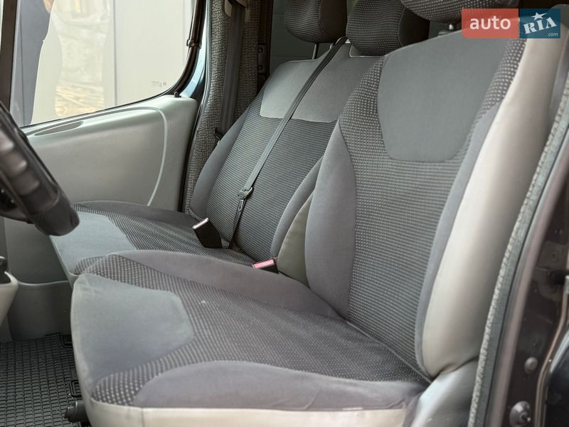 Минивэн Opel Vivaro 2004 в Хмельницком фото 21 Минивэн Opel Vivaro 2004 в Хмельницком