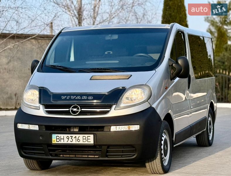 Opel Vivaro 2003