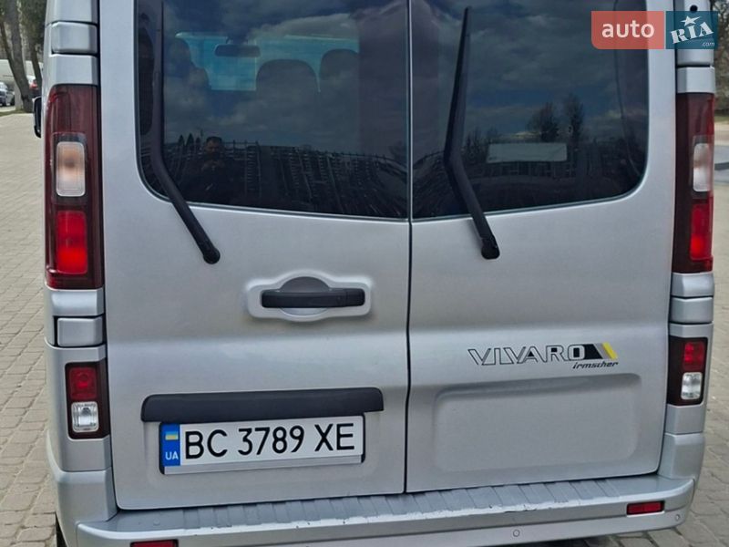 Мінівен Opel Vivaro 2018 в Львові
