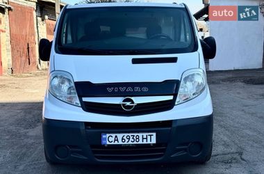 Грузовой фургон Opel Vivaro 2012 в Черкассах