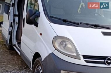 Минивэн Opel Vivaro 2002 в Львове