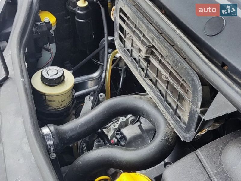 Вантажний фургон Opel Vivaro 2012 в Києві фото 11 Вантажний фургон Opel Vivaro 2012 в Києві