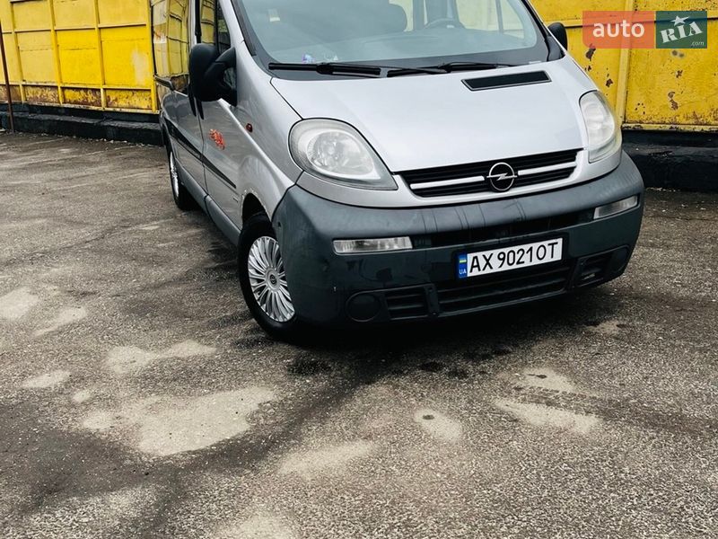 Мінівен Opel Vivaro 2005 в Харкові