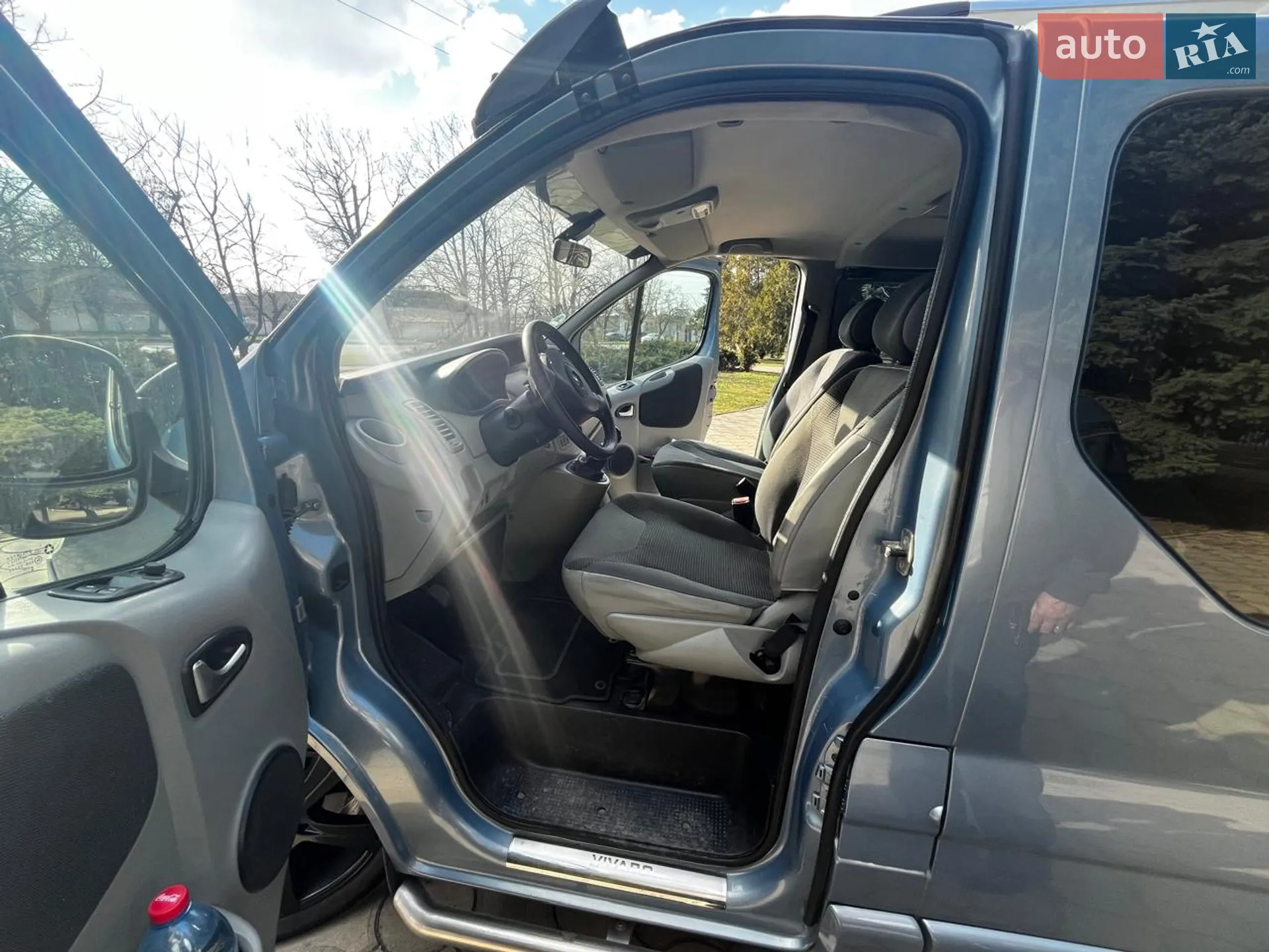2010 Opel Vivaro - мініатюра 16