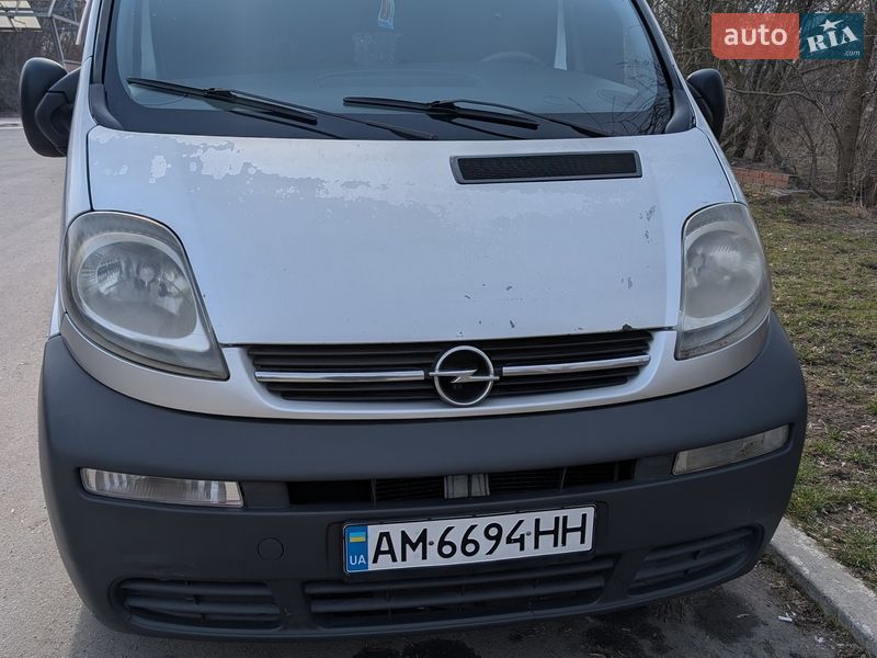 Минивэн Opel Vivaro 2006 в Бердичеве