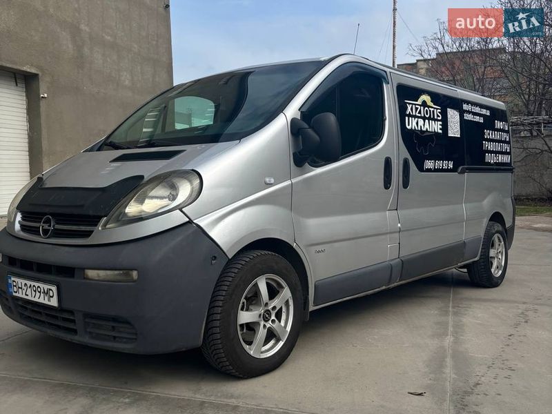 Opel Vivaro 2006