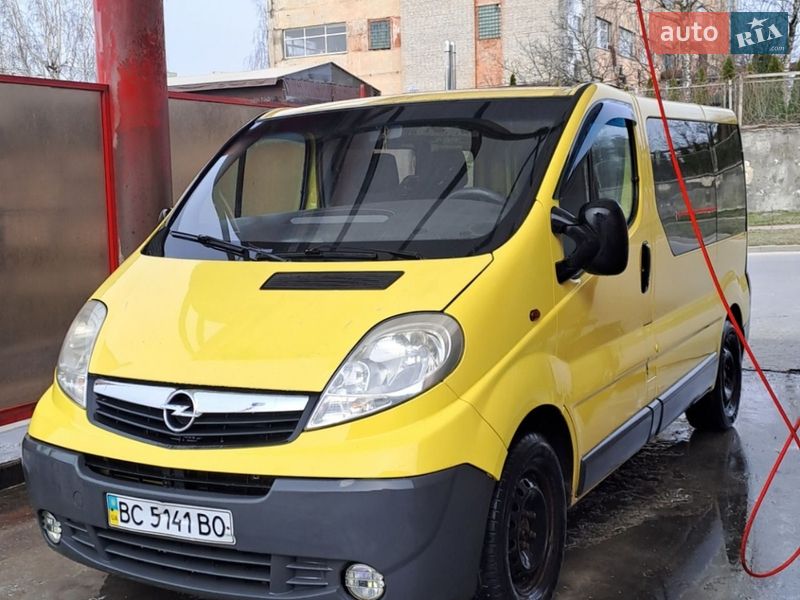 Мінівен Opel Vivaro 2007 в Львові