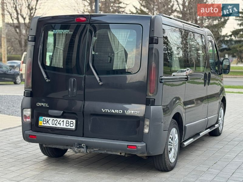 Мінівен Opel Vivaro 2003 в Луцьку