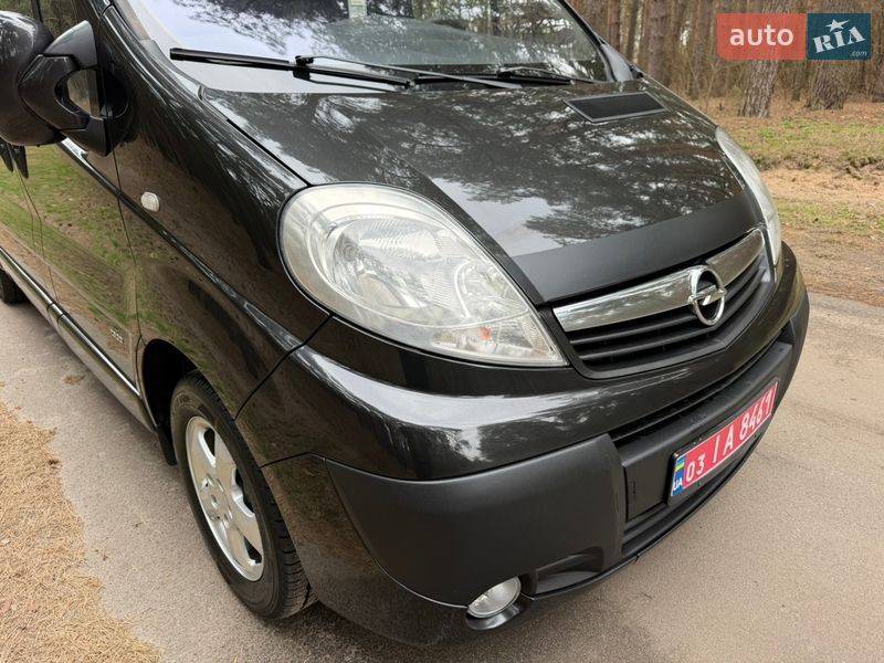 Минивэн Opel Vivaro 2014 в Киеве фото 68 Минивэн Opel Vivaro 2014 в Киеве