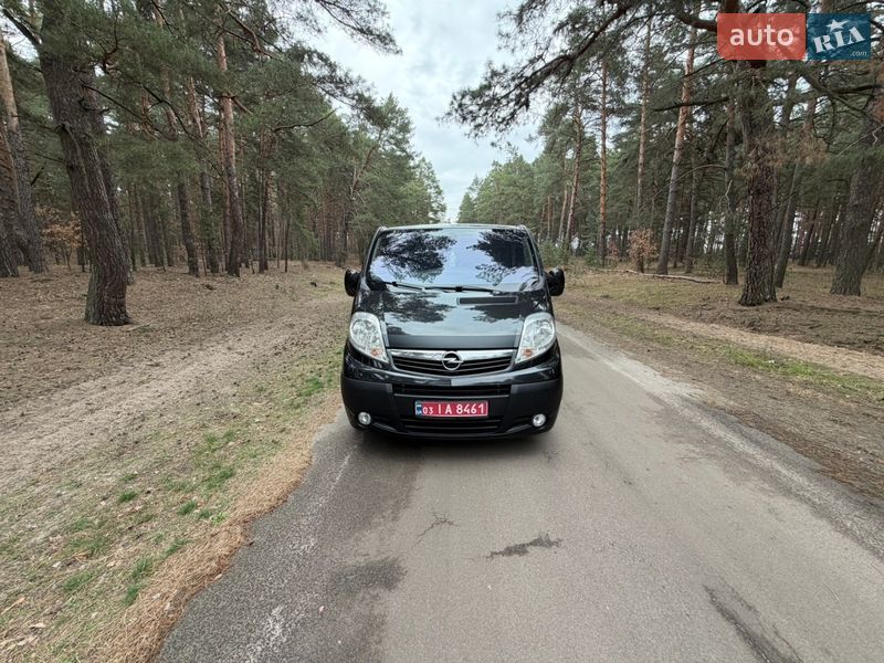 Минивэн Opel Vivaro 2014 в Киеве фото 34 Минивэн Opel Vivaro 2014 в Киеве
