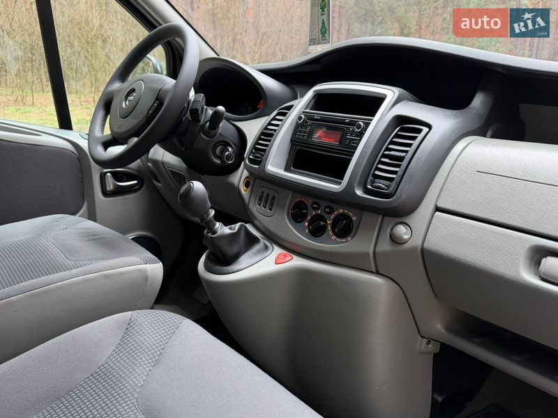 Минивэн Opel Vivaro 2014 в Киеве фото 53 Минивэн Opel Vivaro 2014 в Киеве