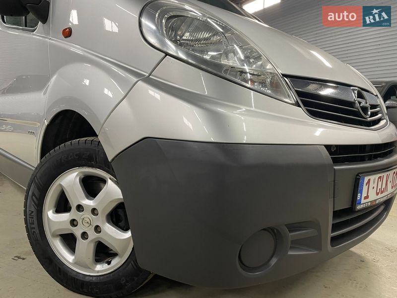 Мінівен Opel Vivaro 2012 в Стрию