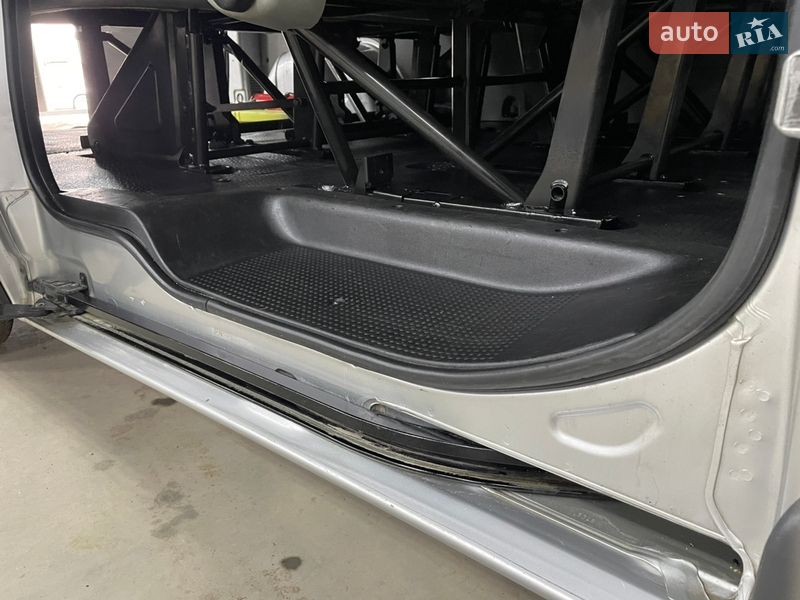 Мінівен Opel Vivaro 2012 в Стрию