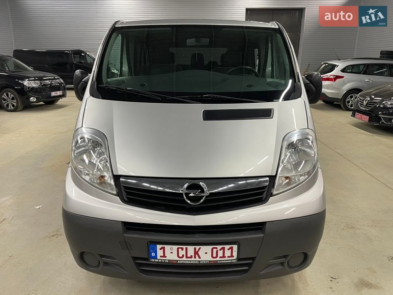 Мінівен Opel Vivaro 2012 в Стрию