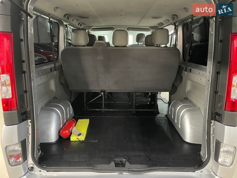 Мінівен Opel Vivaro 2012 в Стрию