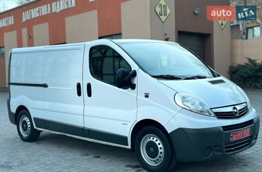 Грузовой фургон Opel Vivaro 2014 в Ровно