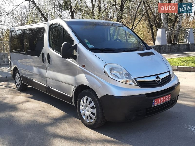 Мінівен Opel Vivaro 2011 в Полтаві