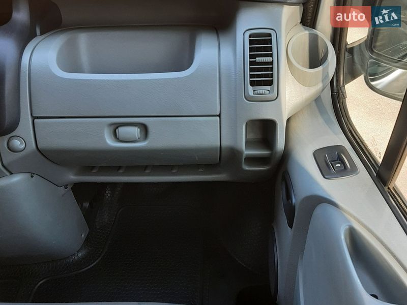 Мінівен Opel Vivaro 2011 в Полтаві