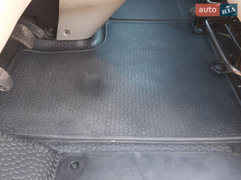 Мінівен Opel Vivaro 2011 в Полтаві