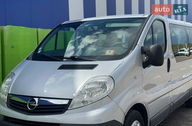 Минивэн Opel Vivaro 2013 в Ровно