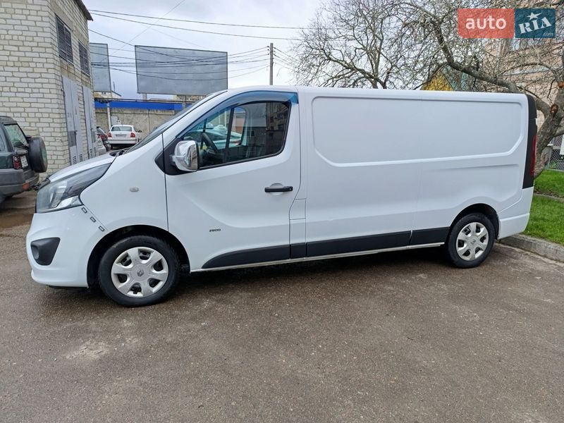 Грузовой фургон Opel Vivaro 2014 в Житомире