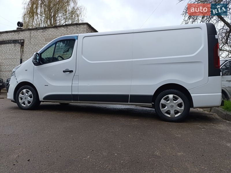 Грузовой фургон Opel Vivaro 2014 в Житомире