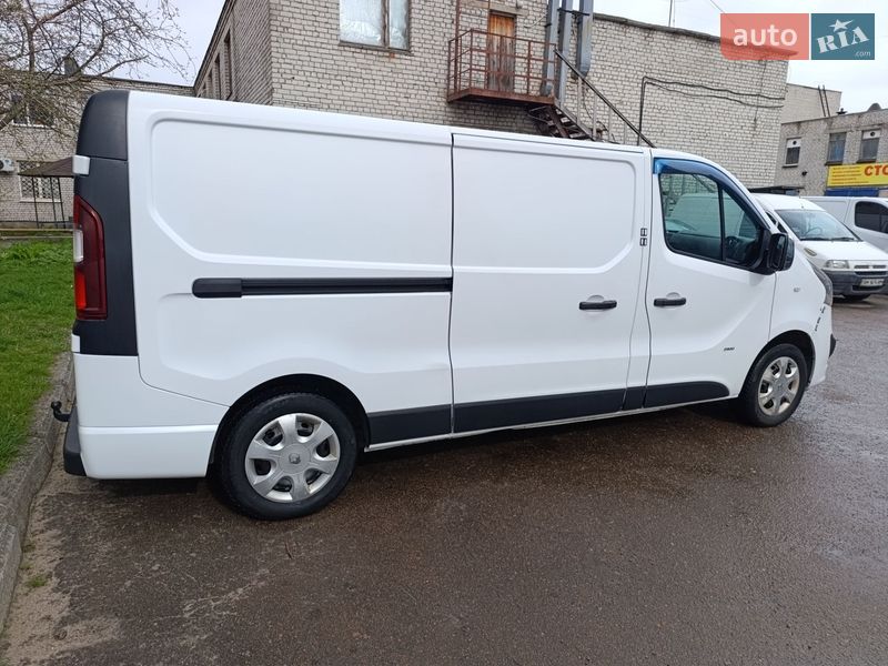 Грузовой фургон Opel Vivaro 2014 в Житомире