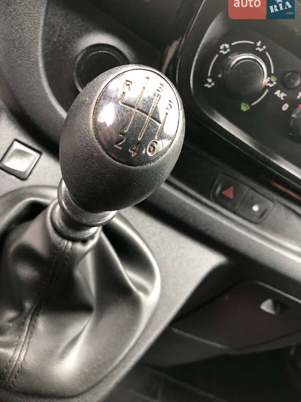 Минивэн Opel Vivaro 2016 в Ивано-Франковске фото 24 Минивэн Opel Vivaro 2016 в Ивано-Франковске