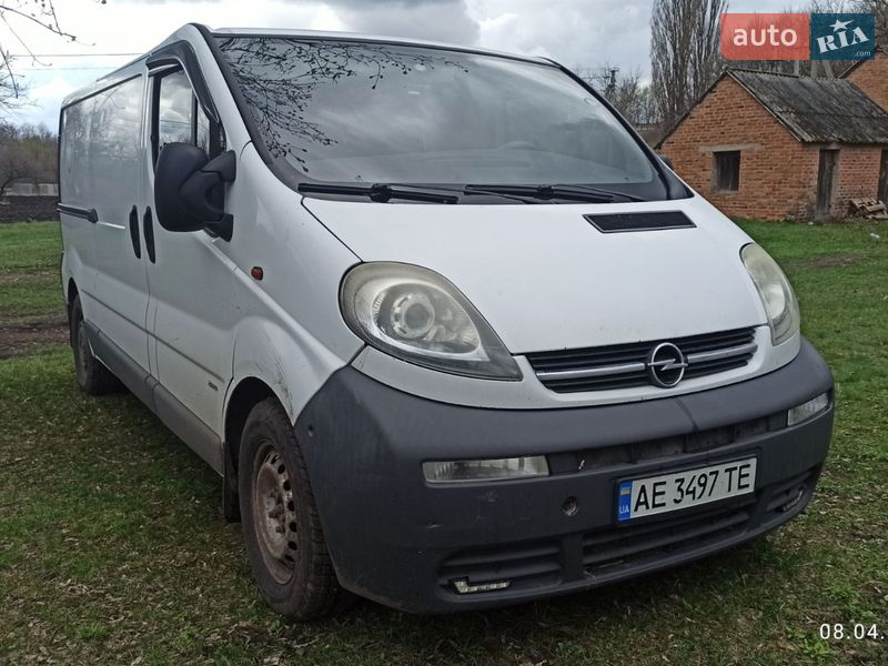 Opel Vivaro 2005