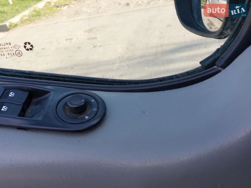 Мінівен Opel Vivaro 2009 в Тячеві