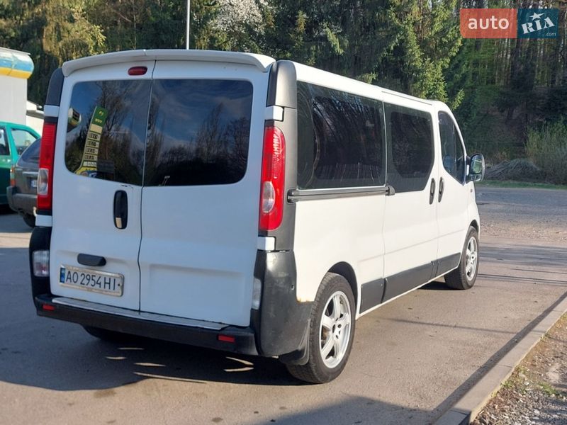 Мінівен Opel Vivaro 2009 в Тячеві