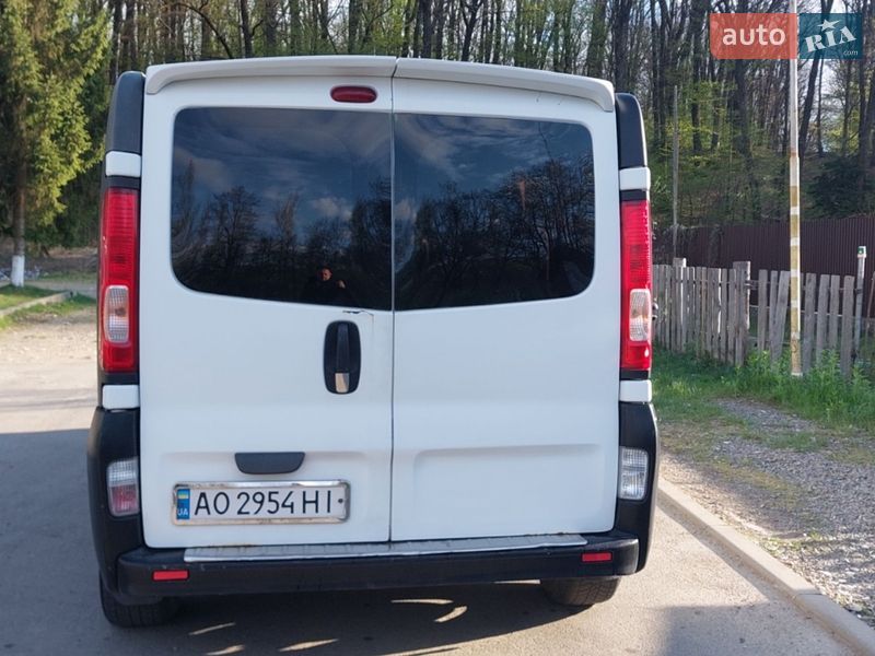 Мінівен Opel Vivaro 2009 в Тячеві
