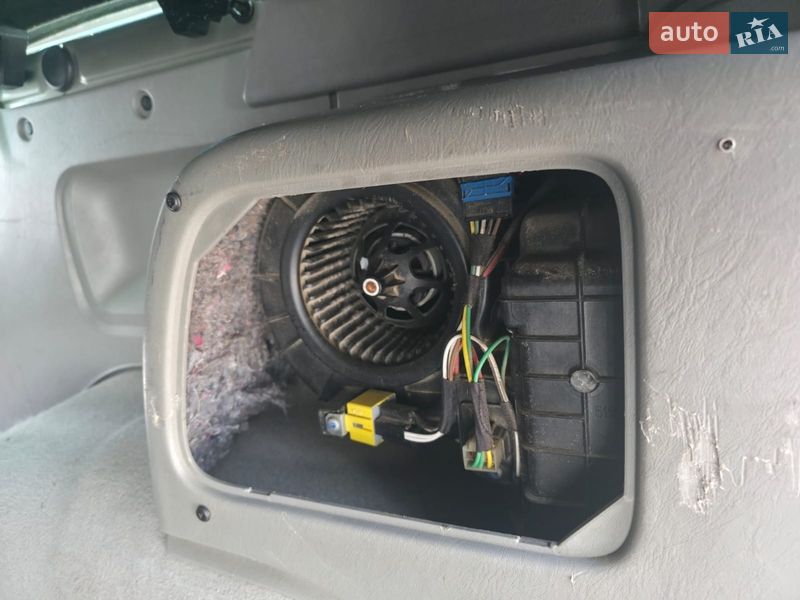 Мінівен Opel Vivaro 2013 в Івано-Франківську фото 5 Мінівен Opel Vivaro 2013 в Івано-Франківську