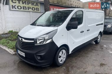 Грузопассажирский фургон Opel Vivaro 2015 в Киеве