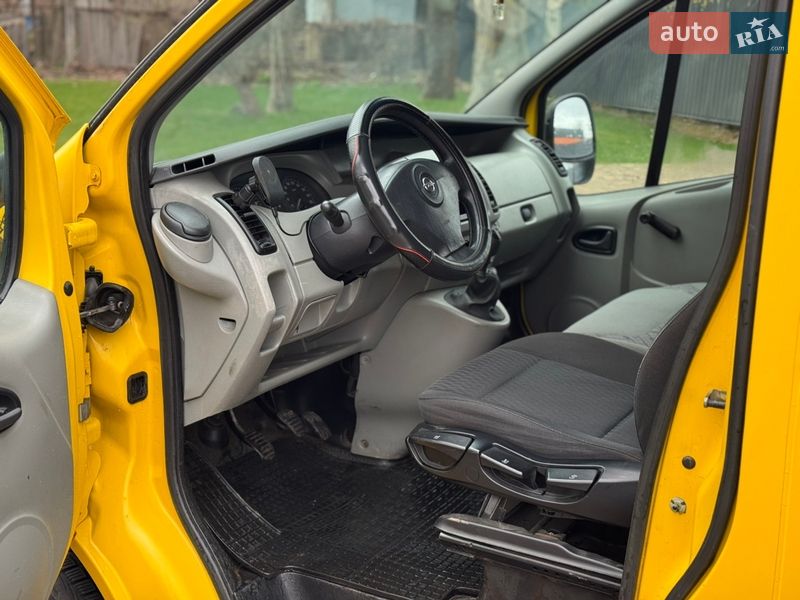 Вантажопасажирський фургон Opel Vivaro 2004 в Києві фото 16 Вантажопасажирський фургон Opel Vivaro 2004 в Києві