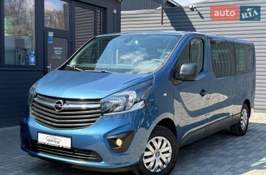 Мінівен Opel Vivaro 2018 в Чернівцях