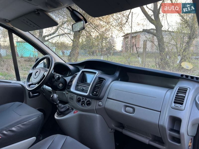 Грузопассажирский фургон Opel Vivaro 2013 в Луцке фото 20 Грузопассажирский фургон Opel Vivaro 2013 в Луцке