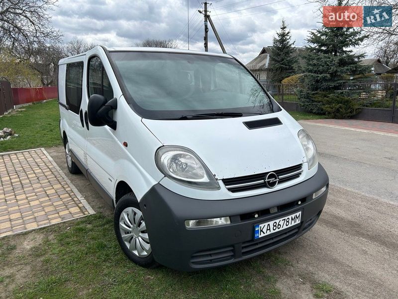 Мінівен Opel Vivaro 2005 в Умані