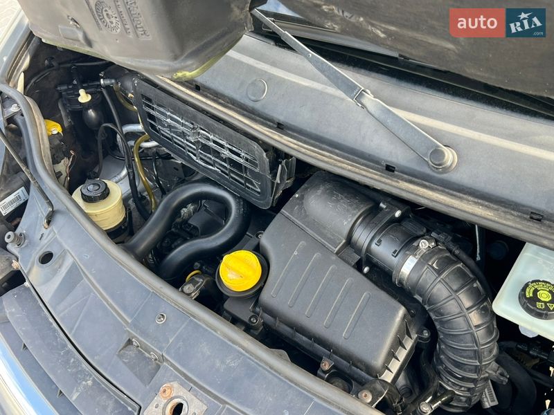 Минивэн Opel Vivaro 2013 в Здолбунове фото 68 Минивэн Opel Vivaro 2013 в Здолбунове