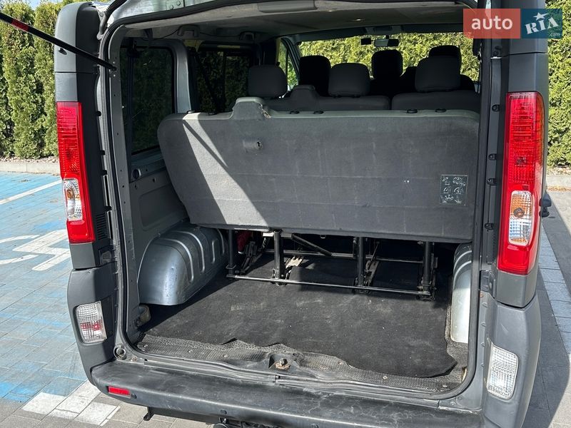 Минивэн Opel Vivaro 2002 в Луцке