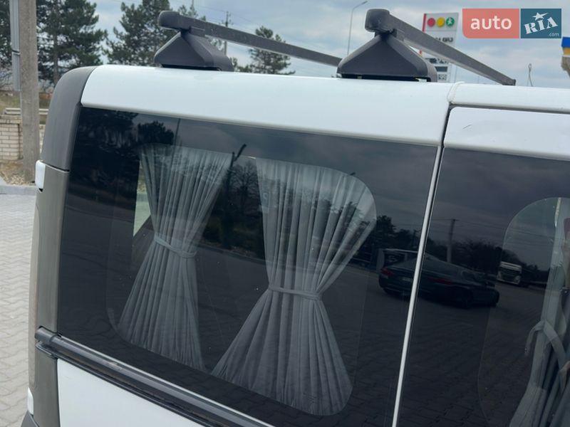 Минивэн Opel Vivaro 2006 в Ямполе