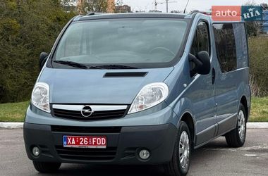 Минивэн Opel Vivaro 2014 в Ровно