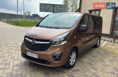 Минивэн Opel Vivaro 2015 в Кременчуге