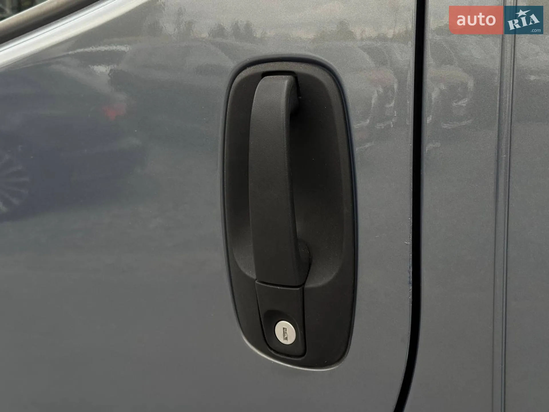 2010 Opel Vivaro - мініатюра 6